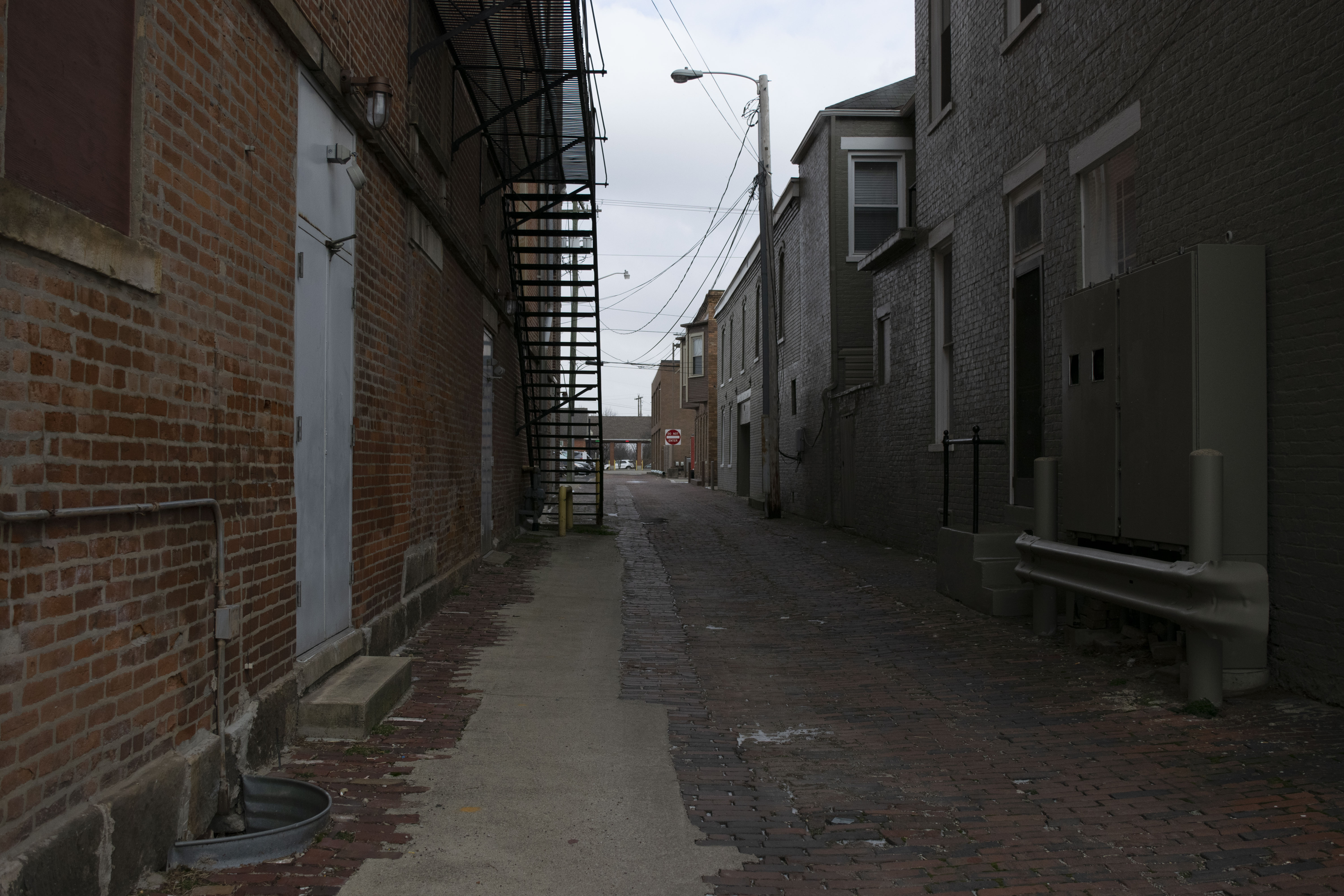 Image of Blood Alley beside the Majestic Theater